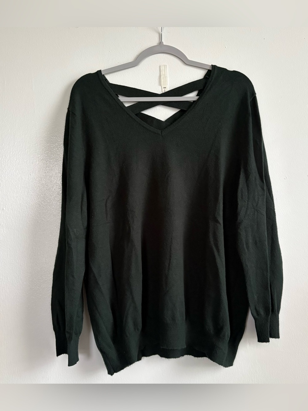Love, Ellie Dark Green Solid V-Neck Strappy Back Pullover Sweater Women’s 2X